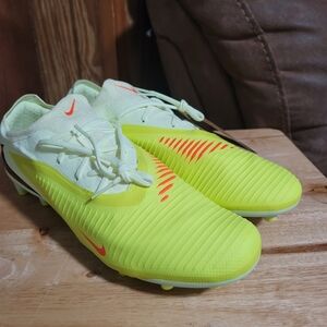 Nike Phantom 6 Low Pro AG-Pro low-top sneakers, lightweight, HQ2317-800